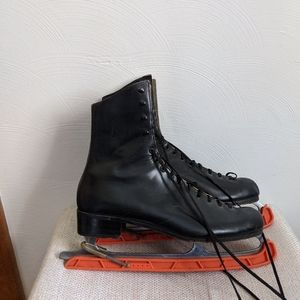 Men's Vintage Black Figure Ice Skates 12